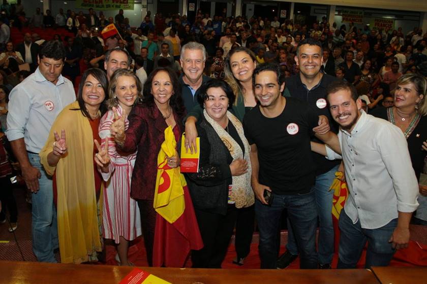 Em clima de campanha, PSB-DF recebe 18 filiados de olho nas eleições