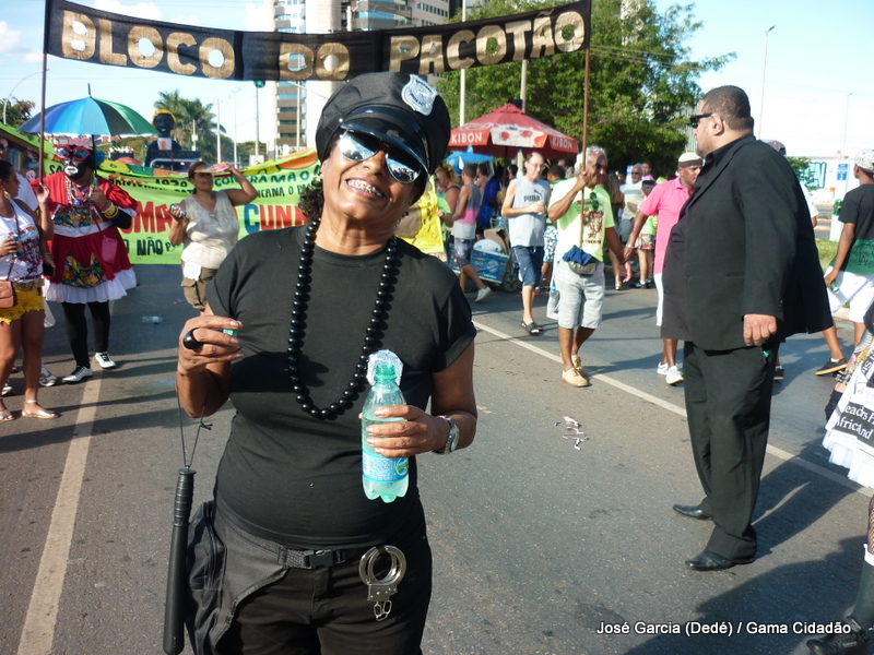 Carnaval 2016: Bloco do Pacotão mantendo a ironia