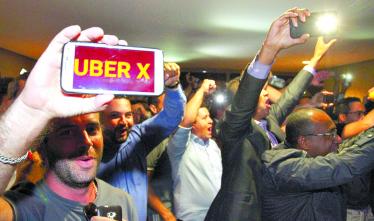 Brasília: GDF regulamenta aplicativo Uber sem o limite de veículos