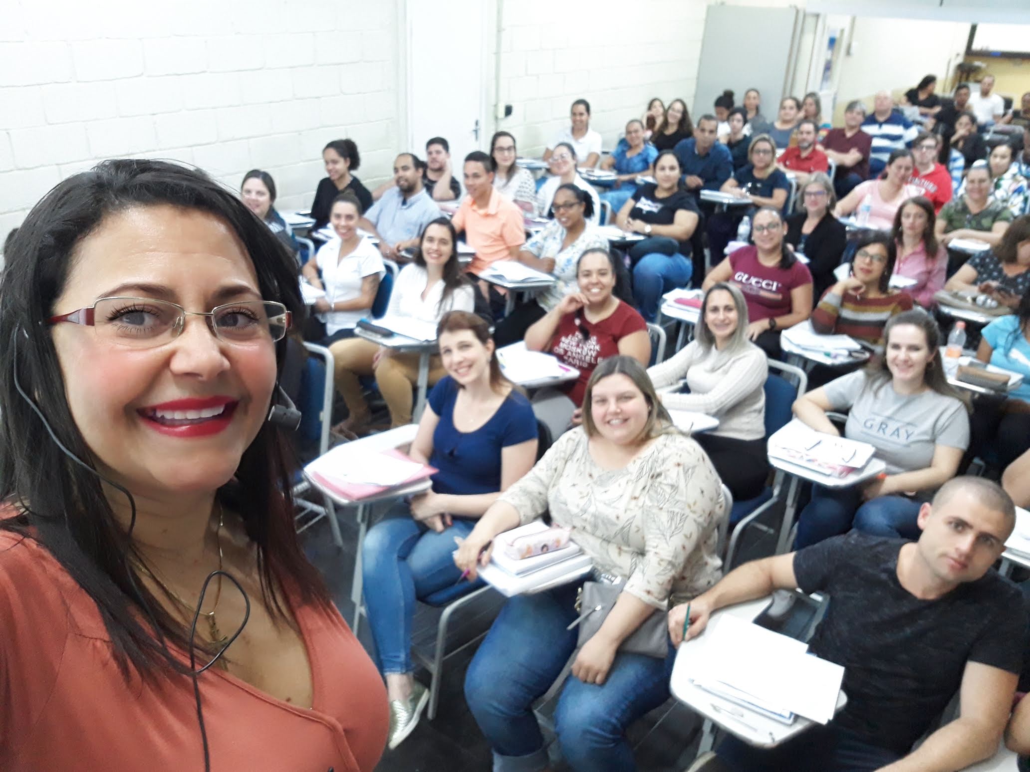 Professora e especialista em Língua Portuguesa Maria de Lourdes - Divulgação - Acervo Pessoal (2)