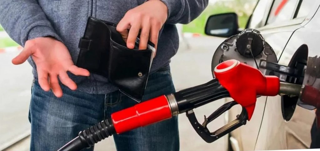 DF: gasolina sobe e chega a R$ 5,69